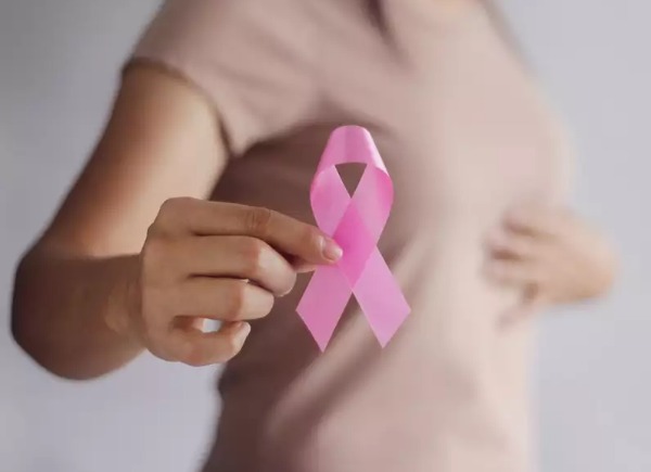 Signs and symptoms of breast cancer besides a lump